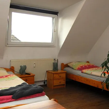 Monteurzimmer Krings Baptistastr 2a Guest house *