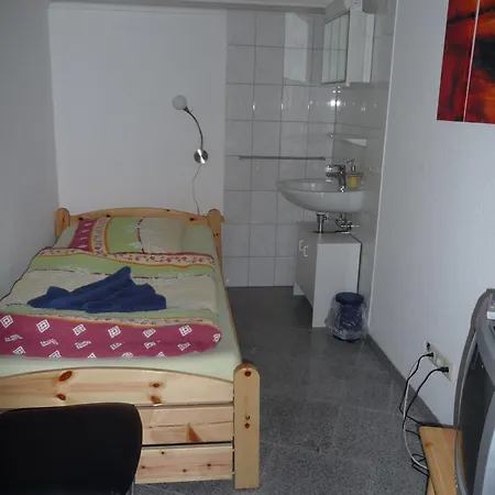 Vendégház Monteurzimmer Krings Baptistastr 2a *